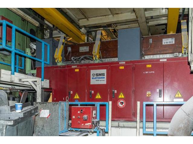 Induction Furnace with Scale and Feeder